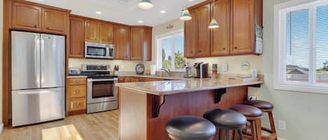 Fridge, microwave, oven, dishwasher