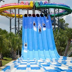 Piscina coperta, piscina all'aperto