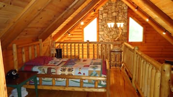 6 bedrooms, iron/ironing board, WiFi, bed sheets