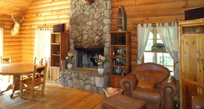 Elk Ridge Ranch ~ Luxury Log Lodge ~ 5 Plus Bedrooms ~ 3 Fire Places
