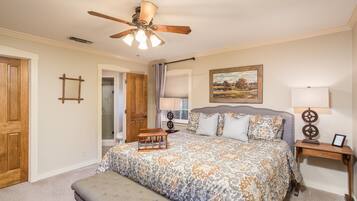 3 多间卧室、熨斗/熨衣板、免费 WiFi、床单