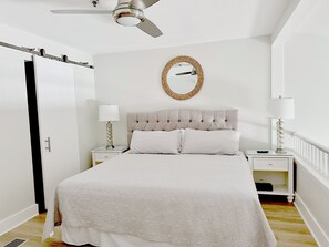 2 bedrooms, iron/ironing board, free WiFi, bed sheets