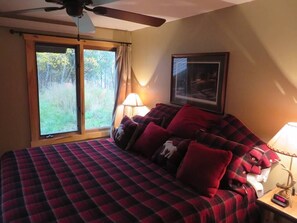 3 bedrooms, iron/ironing board, WiFi, bed sheets - Mountain Lodge in Alpine close to Jackson Hole & National Parks (Alpine)