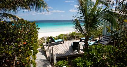 KELLY KREST, BEACH FRONT WITH STUNNING VIEWS OF GORGEOUS PINK SANDS BEACH