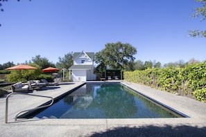 Piscine extérieure, piscine chauffée