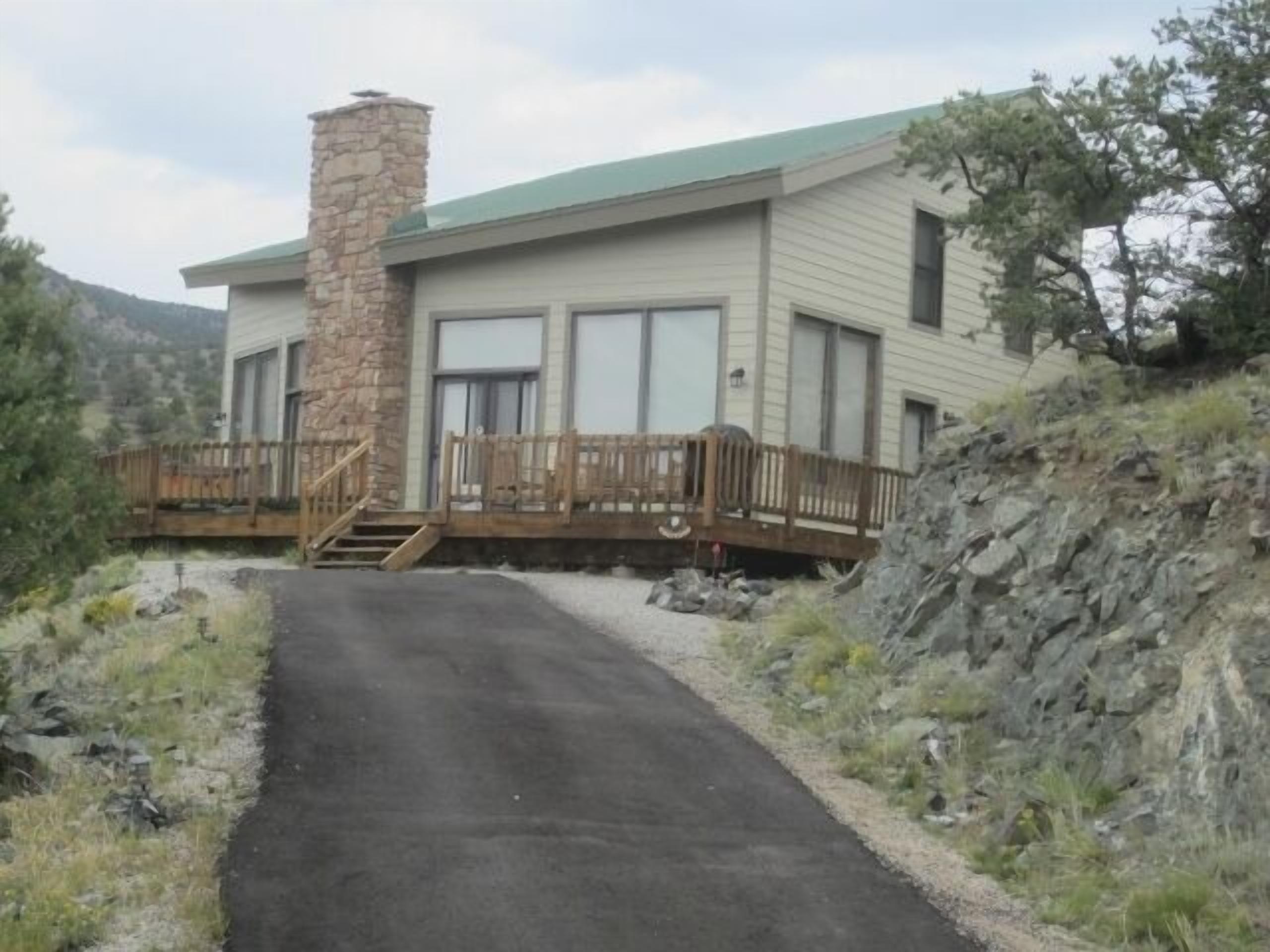 Relax & Enjoy the Grandeur of the Colorado Rocky Mountains!!