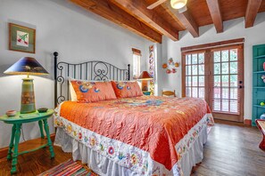 2 slaapkamers, een strijkplank/strijkijzer, gratis wifi, beddengoed