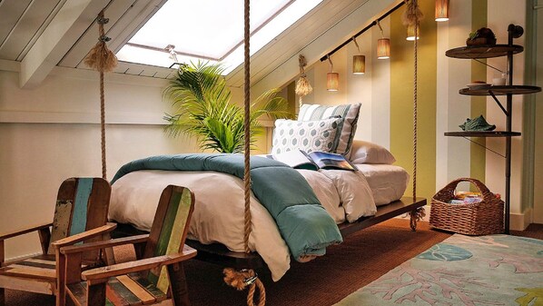 4 bedrooms, iron/ironing board, travel cot, free WiFi