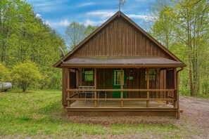 Exterior - Blue Rose Cabins - Pinecrest Cabin (Logan)