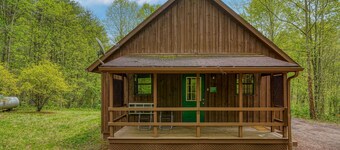 Blue Rose Cabins - Pinecrest Cabin