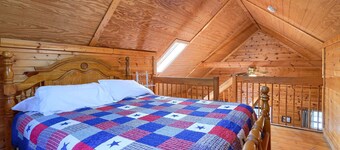 Blue Rose Cabins - Pinecrest Cabin - Hocking Hills