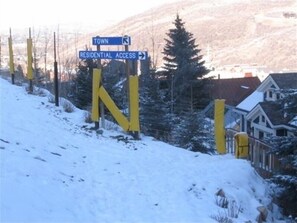 Property grounds - Cozy Ski in/Ski Out Condo Near Main St.  in Old Town Park City (Park City)