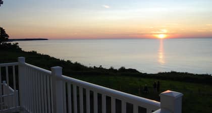 Waterfront Condo C204 At The Cliffside Resort With Amazing Water & Sunset Views