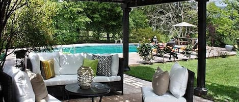 Piscine extérieure, piscine chauffée