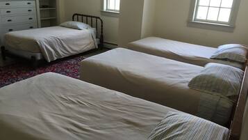 6 makuuhuonetta, Wi-Fi, vuodevaatteet