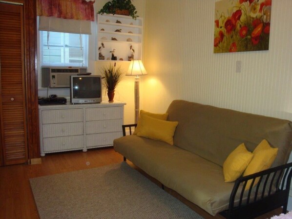 Téléviseur, bureau