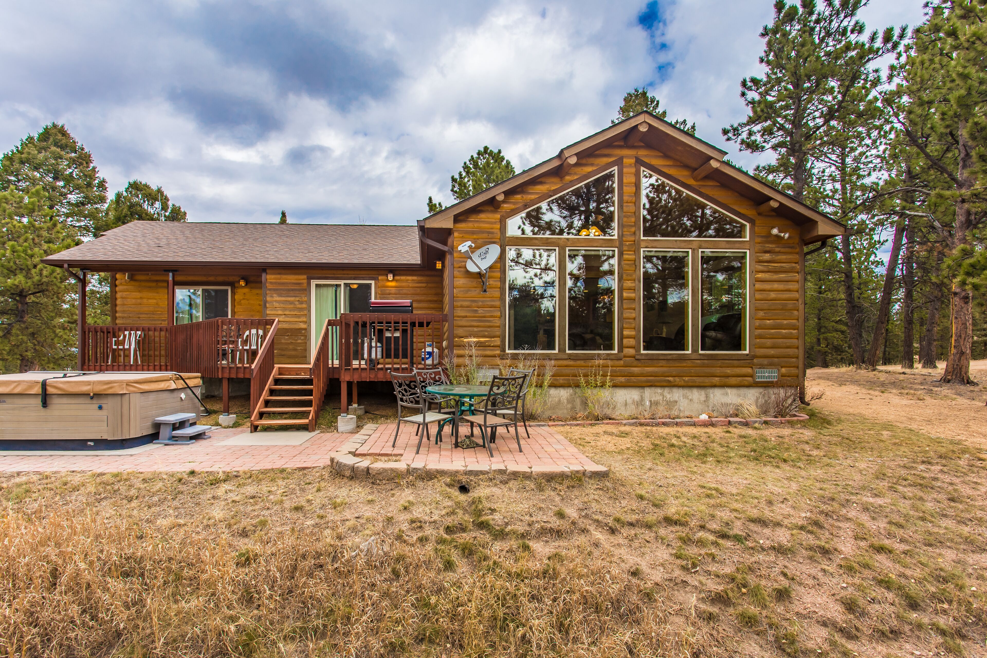 10 Best Cabins With Hot Tub Near Manitou Springs, Colorado Trip101