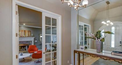 BEAUTIFUL 7/5 W/POOL/HOT TUB LOTS OF ROOM