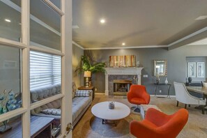 TV, fireplace, video games