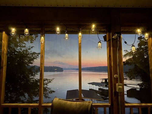 A Happy Place on Smith Lake with Breathtaking Lake Views