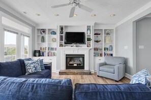 TV, DVD player