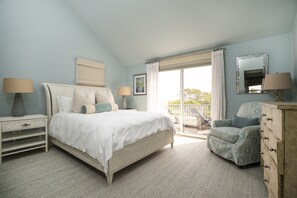 4 bedrooms, free WiFi, bed sheets