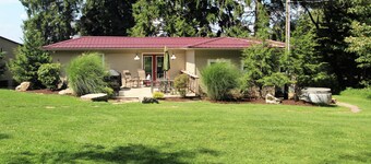 Rest, Relaxation, & Quick Access to Ohiopyle Await