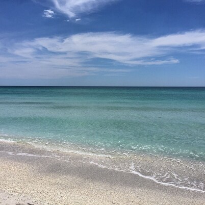 SUGAR REEF "A" Just Steps from the Gulf!