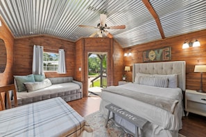 19 bedrooms, desk, iron/ironing board, travel cot - Secluded Country Retreat with Boutique Hotel Vibes plus Pool/Hot Tub sleeps 50+ (Crawford)