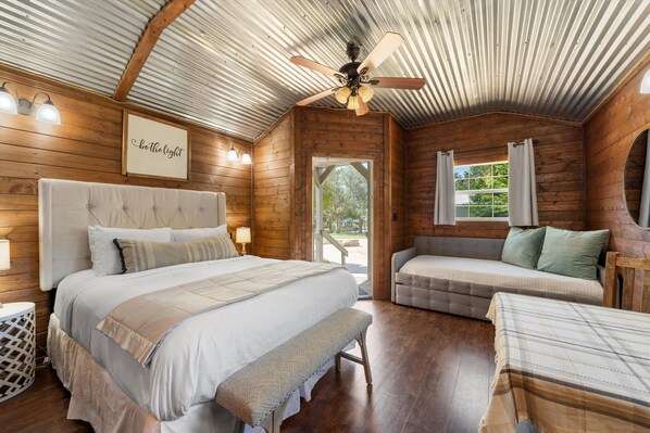 19 bedrooms, desk, iron/ironing board, travel crib