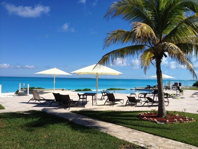 Exuma Georgetown Ocean Front Vacation en Paradise