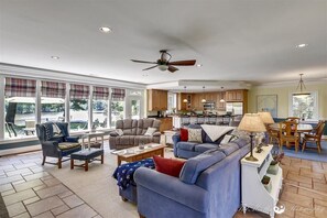 Smart TV, fireplace, table tennis, books