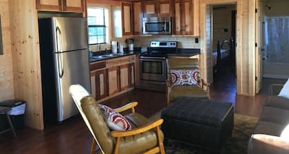 Crooked Creek Ranch Cabin 5