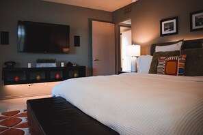 1 bedroom, desk, free WiFi, bed sheets