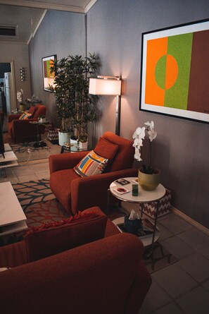 Interior - Modernist 1 Br, 2 Ba Condo In The Raquet Club Colony! Palm Springs City ID #1814 (Palm Springs)