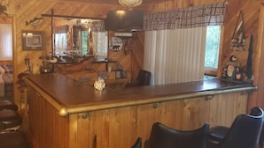 Lobby - Horsehead Lake Retreat (Big Discounts in June Call 414-378-7273)  (Presque Isle)