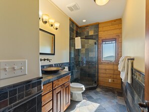 Combined shower/tub, hair dryer, towels, soap