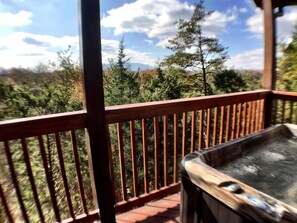 Tina de hidromasaje al aire libre