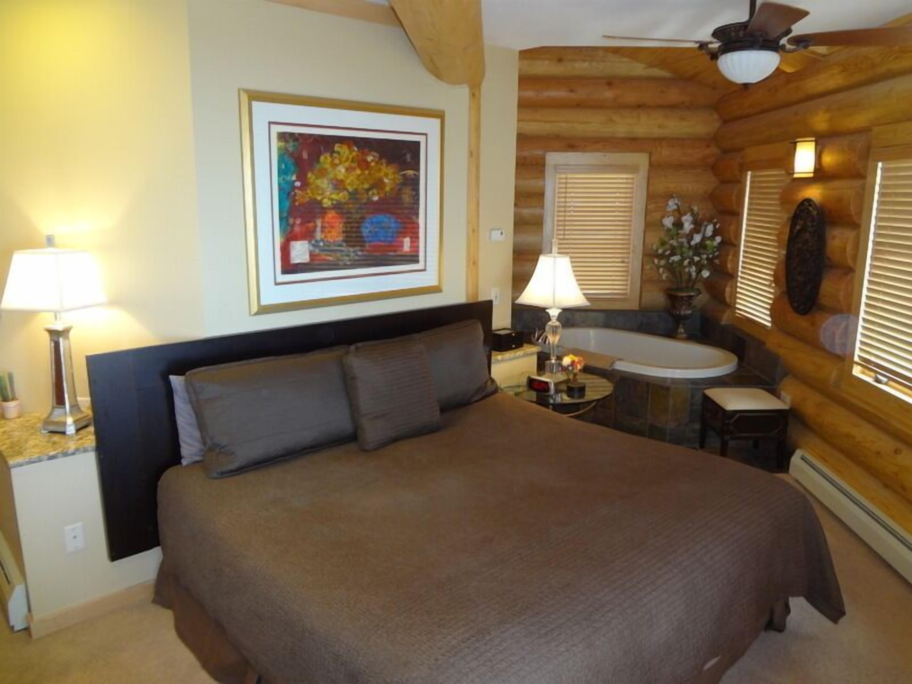 3 chambres, bureau, fer et planche à repasser, Wi-Fi gratuit