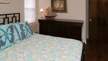 2 soverom, strykejern/-brett, reiseseng for barn og wi-fi