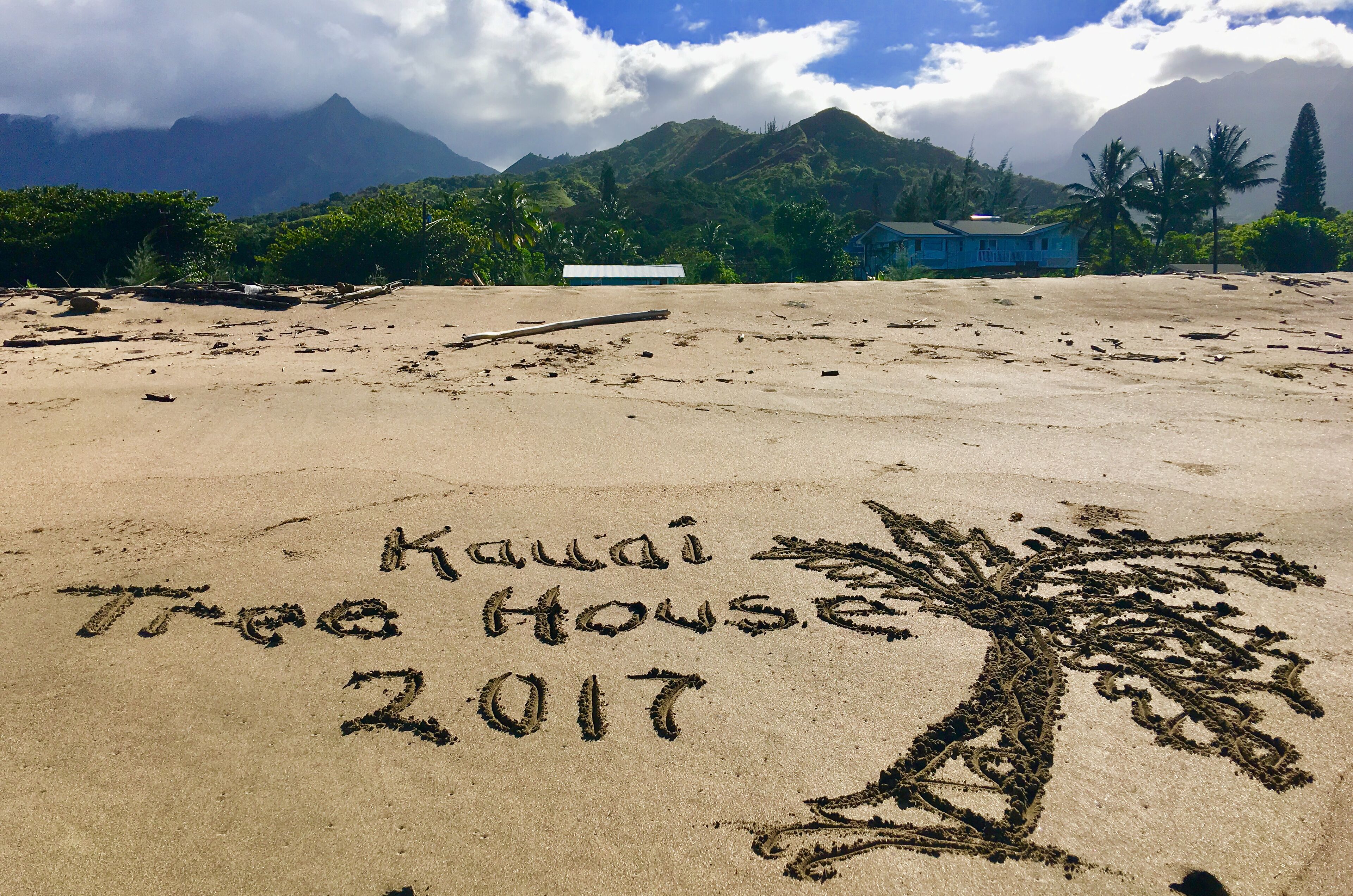 Secluded beach just moments downstream from house 🏝