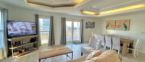 Smart TV, DVD player, stereo