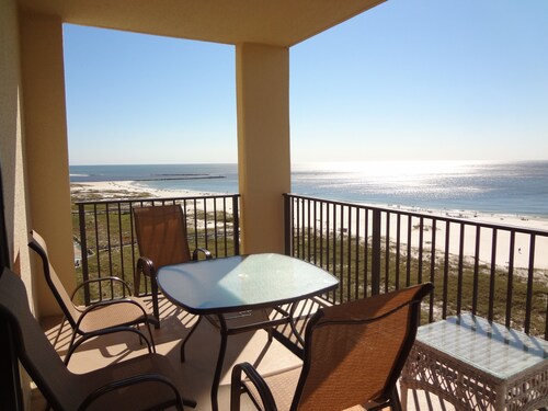 Summer low rates on beach. Feel refreshed with refurnished clean interiors !