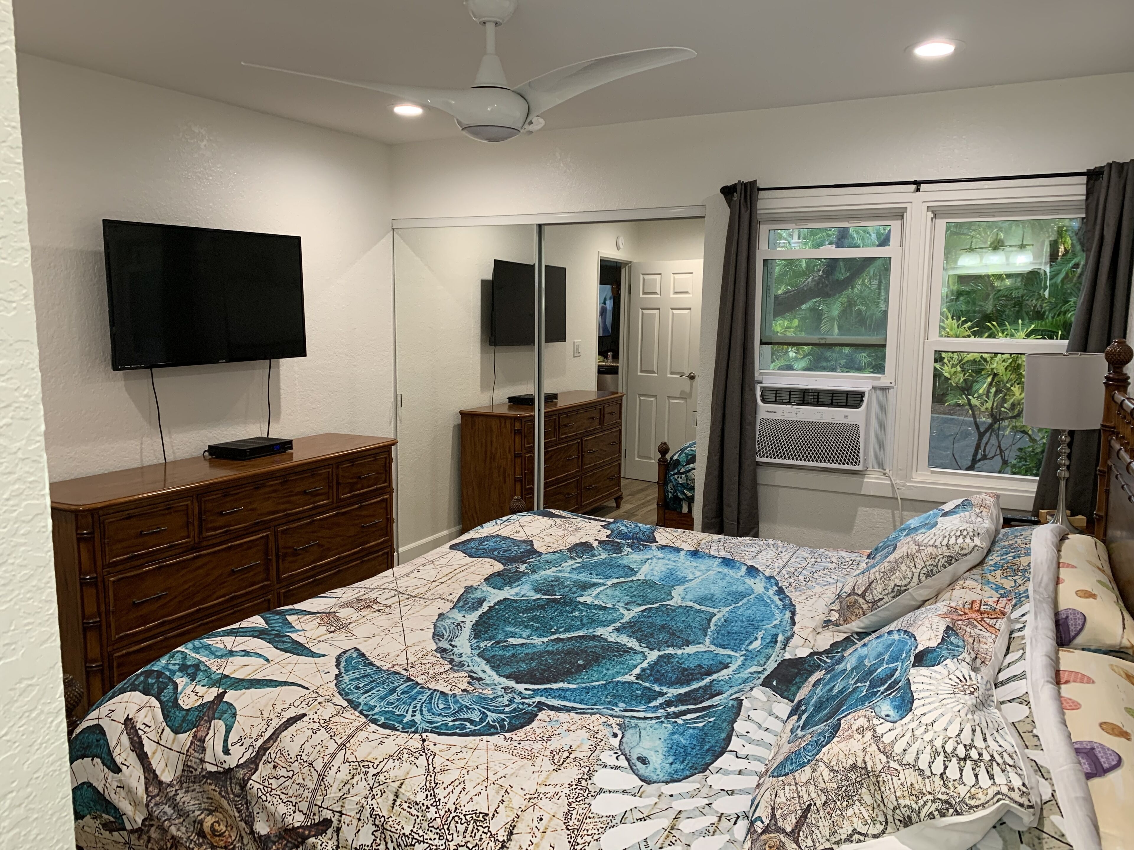 2 bedrooms, in-room safe, WiFi, bed sheets