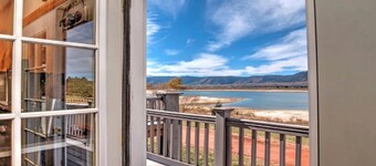 Lake Front, Rockies, Hiking, Mtn Biking! Aug. & Sept. Deals!