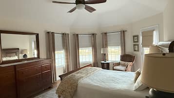5 habitaciones, tabla de planchar con plancha y wifi gratis