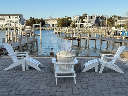 Bayfront with dock, waters edge fire pit, Beach Haven Park, Long Beach Island.