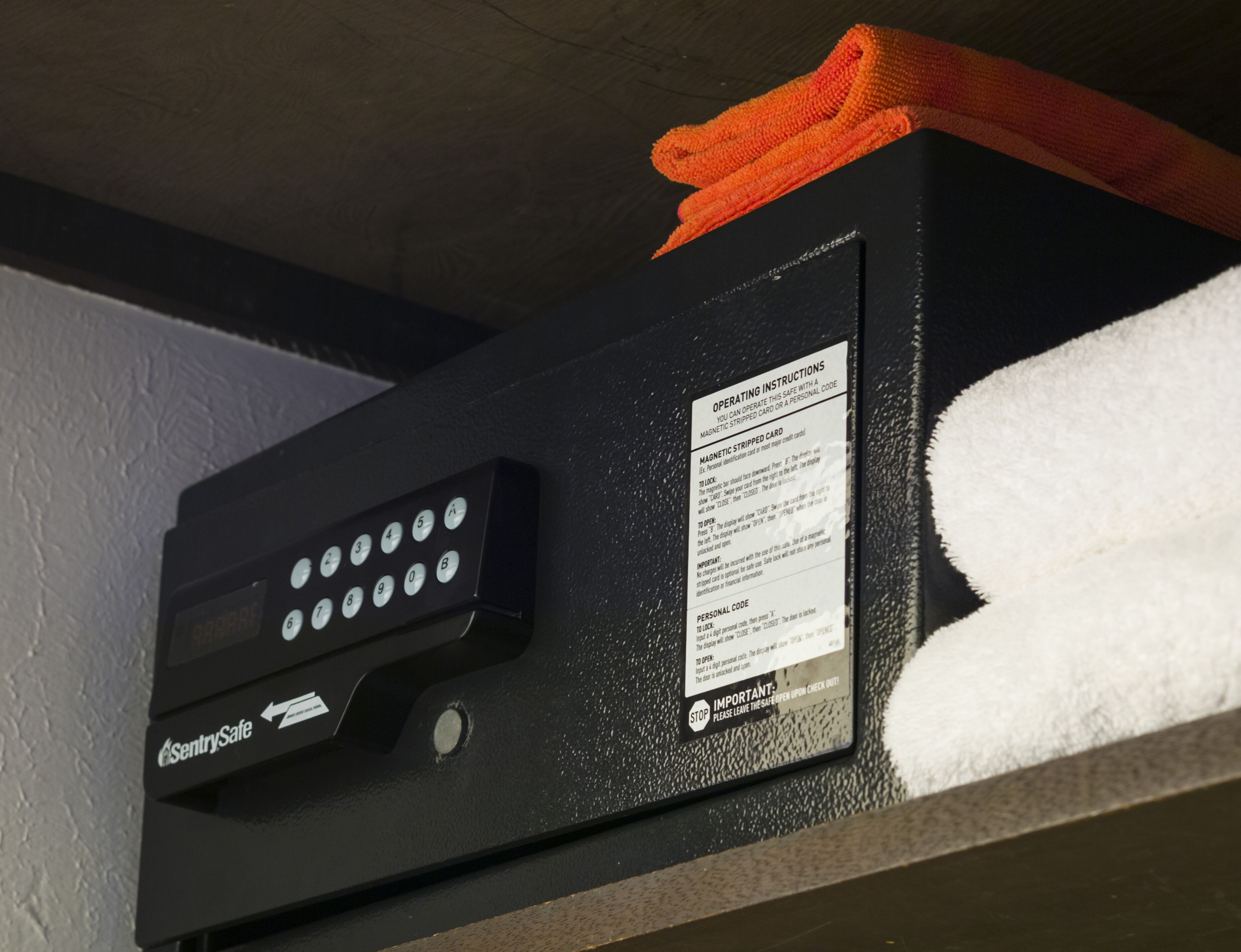 1 bedroom, in-room safe, iron/ironing board, travel crib