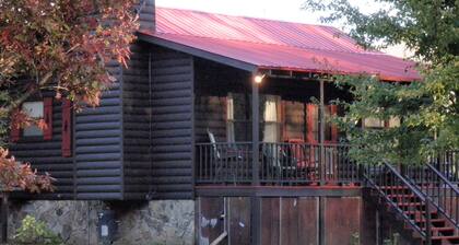 Nottely River Cabin- Fishing-Vogel St. Park
Union County, GA STR License#004814