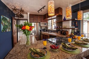 Private kitchen - Beachfront 2 bed Luxe La Palapa (Emiliano Zapata)